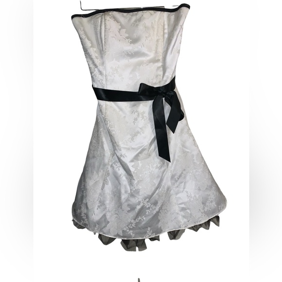 Vintage Jessica McClintock for Gunne Sax ruffle dress size 9 white black - Picture 6 of 15